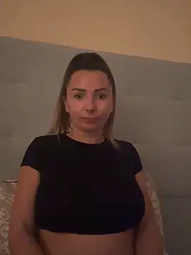 Sexilexiuk online show from 02.13.25