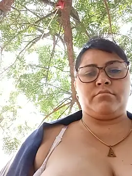 promiscuous-indecent-momm online show from 02.14.25