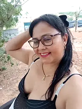 promiscuous-indecent-momm online show from 02.18.25