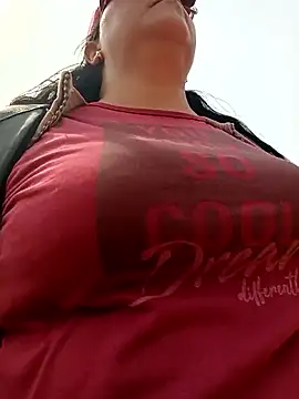 promiscuous-indecent-momm online show from 04.13.26