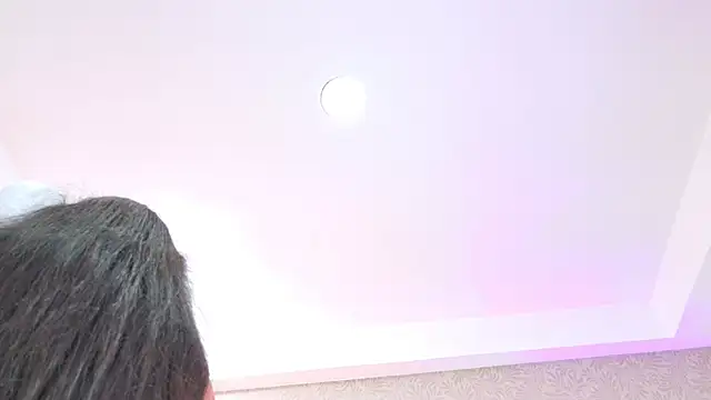 YesyHills online show from 01.10.26