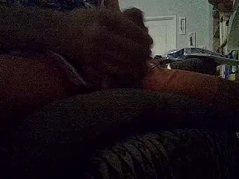 Snapshot of createur34 chatting on 09.11.25 createur34 online show from 09.11.25