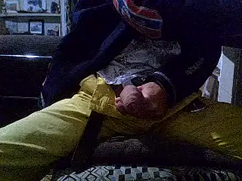 Snapshot of createur34 chatting on 10.26.25 createur34 online show from 10.26.25