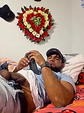 Snapshot of guajiro276565 chatting on 02.11.26 guajiro276565 online show from 02.11.26