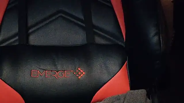 Snapshot of strongdude212 chatting on 02.18.26 strongdude212 online show from 02.18.26