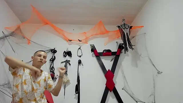 Isak Millan online show from 11.01.25