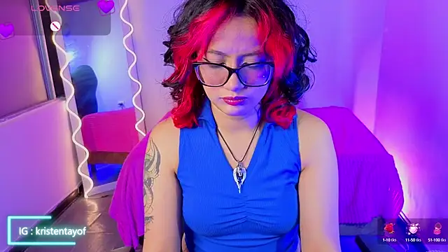 Snapshot of kristen_tay chatting on 09.16.25 kristen tay online show from 09.16.25