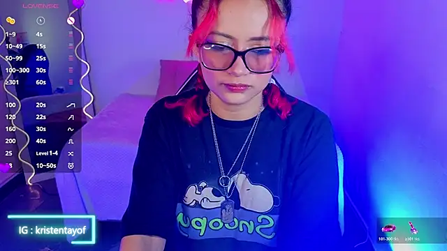 Snapshot of kristen_tay chatting on 11.18.25 kristen tay online show from 11.18.25