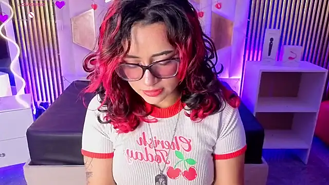 kristen tay online show from 03.02.26