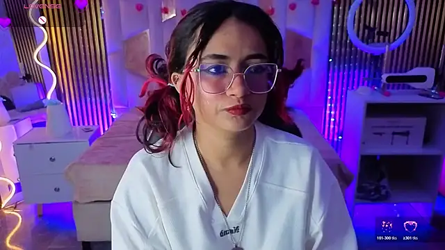 kristen tay online show from 04.01.26