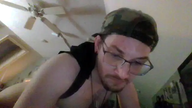 Snapshot of Sk00byJaXxX212 chatting on 03.11.25 Sk00byJaXxX212 online show from 03.11.25