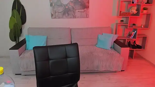 GabriellaMays online show from 04.14.26