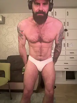 Snapshot of AlexFuck_79 chatting on 03.04.25 AlexFuck 79 online show from 03.04.25