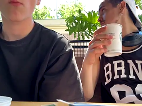 Snapshot of EdwinBlaze chatting on 10.26.25 EdwinBlaze online show from 10.26.25