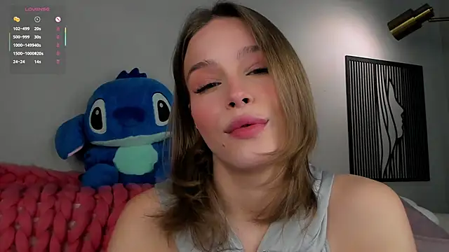 Snapshot of TaiteBayles chatting on 10.17.25 TaiteBayles online show from 10.17.25