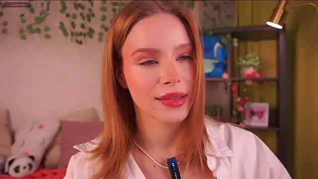 TaiteBayles online show from 02.12.26