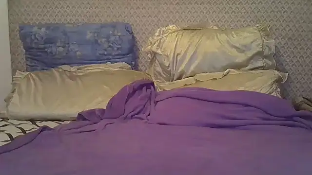 ChloeBab online show from 12.18.25