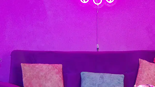 Arii moon online show from 10.03.25