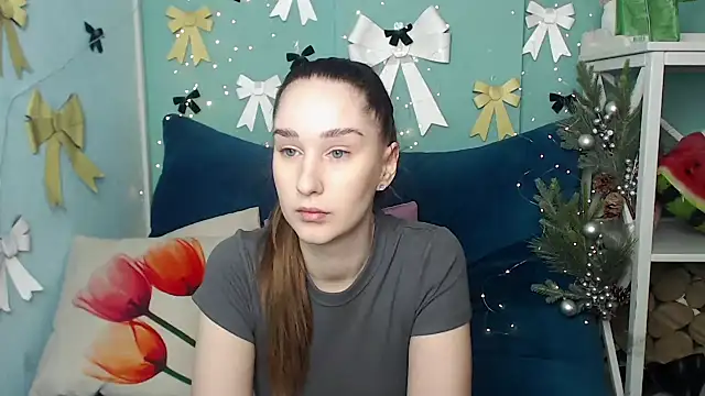 Margarettii online show from 02.17.25