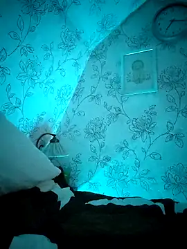 Snapshot of Teemu chatting on 10.16.25 Teemu online show from 10.16.25