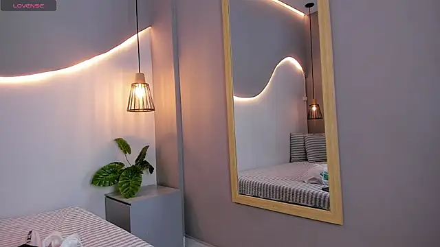 lucelly 15 online show from 09.24.25