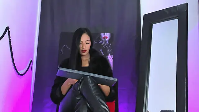 Aleshkastone online show from 10.19.25