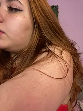 Snapshot of _ivyginger chatting on 02.15.25 ivyginger online show from 02.15.25