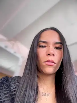 Naatalia online show from 10.02.25