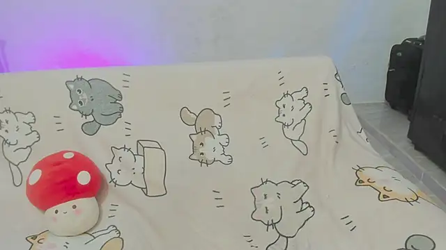 Naoko 7w7 online show from 03.04.26