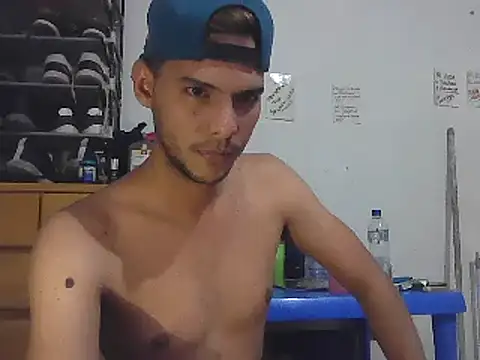 Snapshot of Albertxl91 chatting on 02.21.25 Albertxl91 online show from 02.21.25