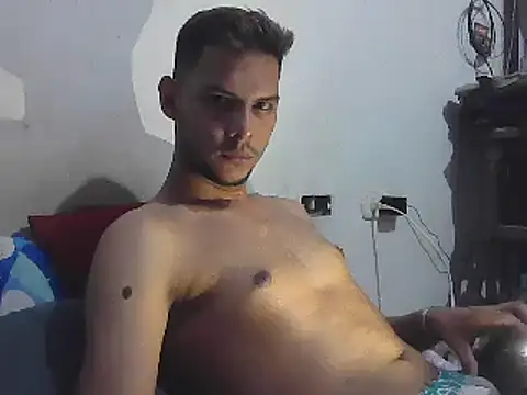 Snapshot of Albertxl91 chatting on 03.07.25 Albertxl91 online show from 03.07.25