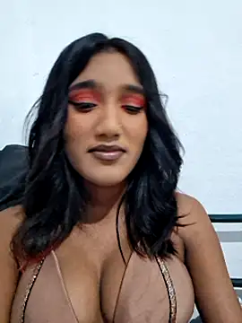 Snapshot of indianpink_lips chatting on 03.18.25 indianpink lips online show from 03.18.25