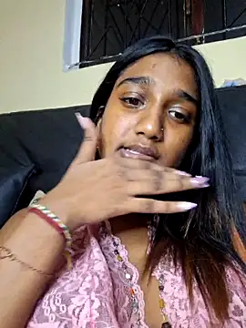 Snapshot of indianpink_lips chatting on 09.18.25 indianpink lips online show from 09.18.25