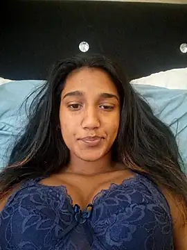 indianpink lips online show from 11.08.25