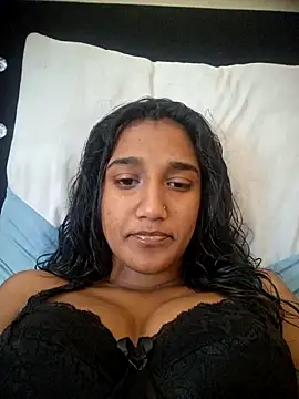 indianpink lips online show from 11.15.25