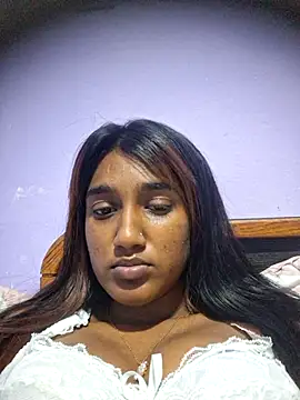 indianpink lips online show from 04.12.26