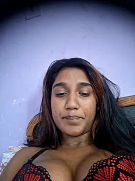 indianpink lips online show from 05.14.26