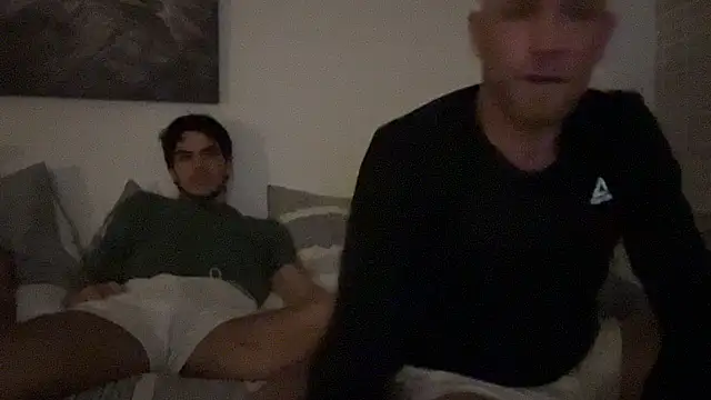 Snapshot of HungNbored1119 chatting on 10.20.25 HungNbored1119 online show from 10.20.25