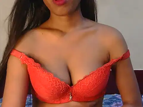Snapshot of Riyaa_Kaur chatting on 04.28.26 Riyaa Kaur online show from 04.28.26