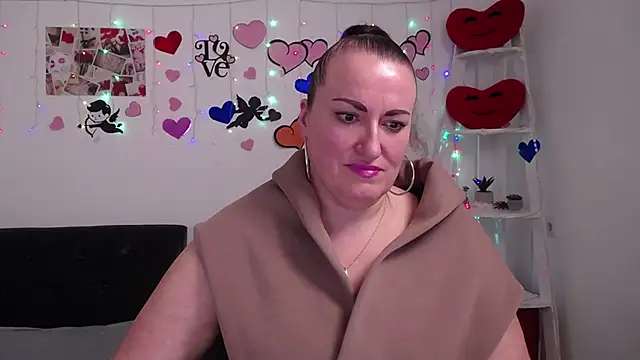 DianaMGG online show from 03.02.25