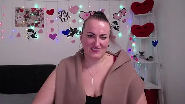 DianaMGG online show from 03.02.25