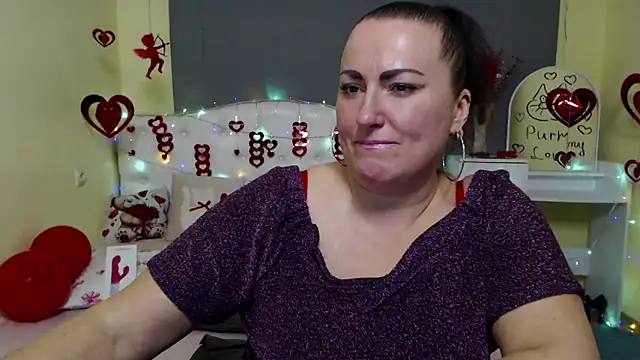 DianaMGG online show from 02.05.26