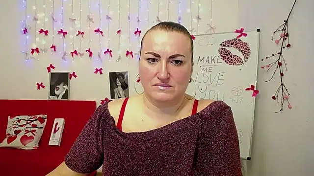 DianaMGG online show from 02.27.26