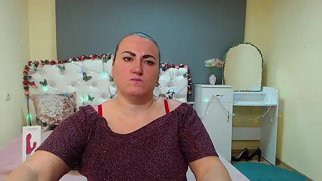 DianaMGG online show from 03.06.26