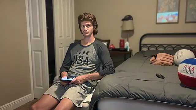 Snapshot of greekmythics chatting on 09.30.25 greekmythics online show from 09.30.25