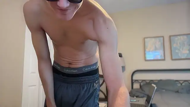 Snapshot of greekmythics chatting on 10.02.25 greekmythics online show from 10.02.25