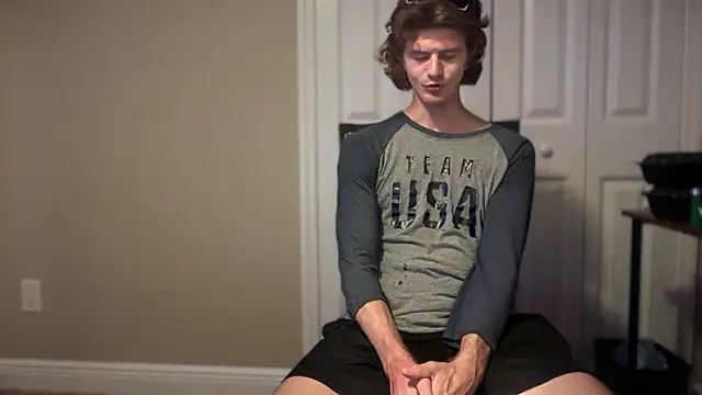 Snapshot of greekmythics chatting on 10.20.25 greekmythics online show from 10.20.25