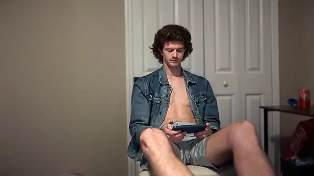 Snapshot of greekmythics chatting on 10.23.25 greekmythics online show from 10.23.25