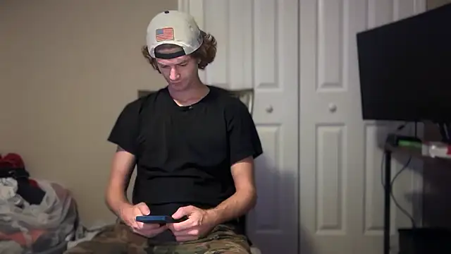 Snapshot of greekmythics chatting on 11.04.25 greekmythics online show from 11.04.25