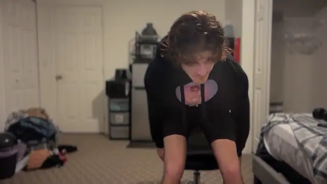 Snapshot of greekmythics chatting on 11.11.25 greekmythics online show from 11.11.25